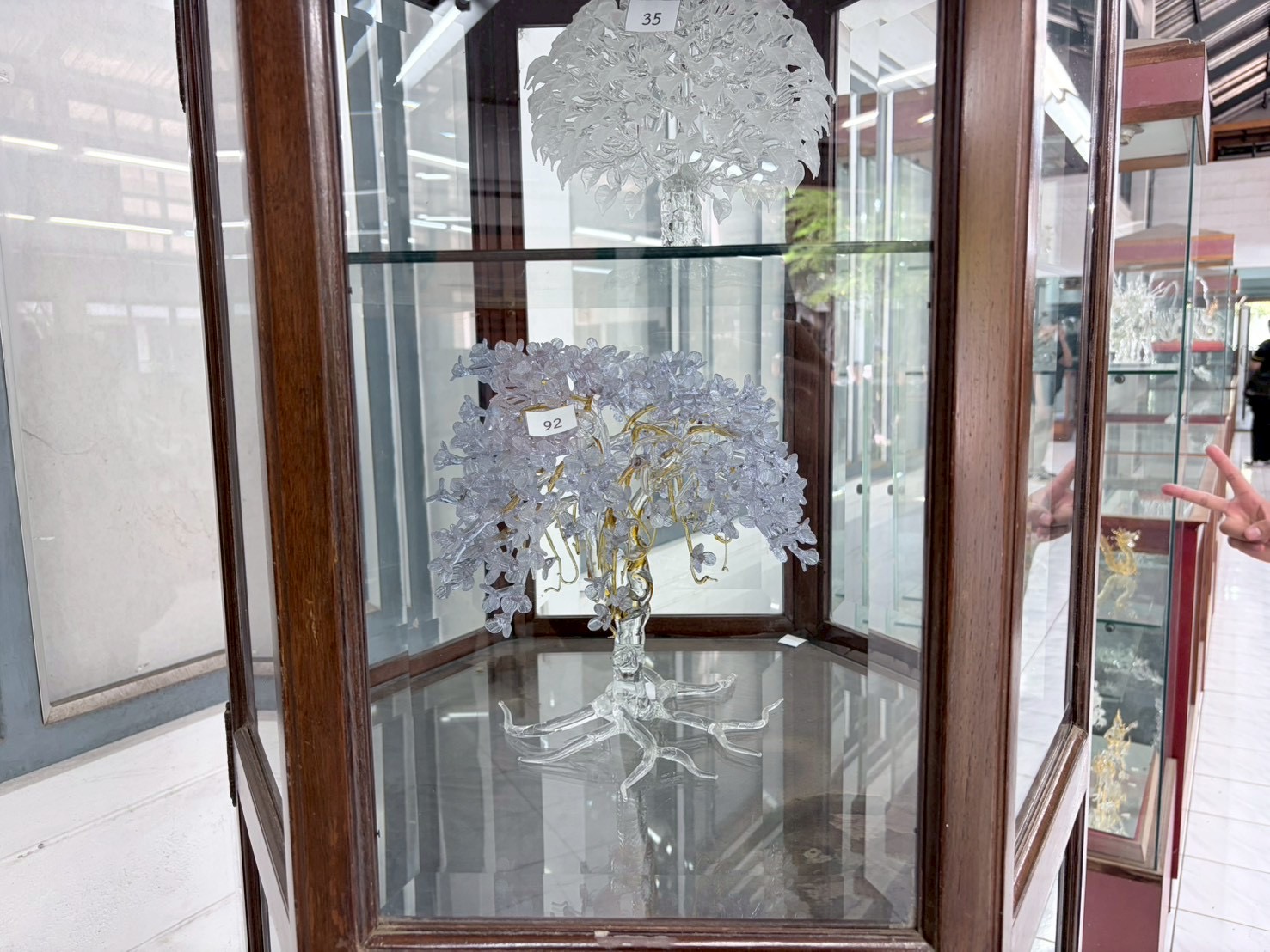 แผนกช่างเป่าแก้ว 1